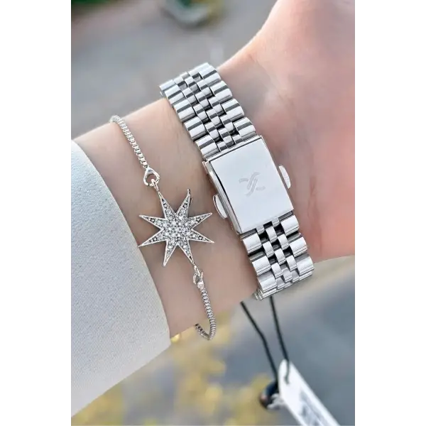 Gümüş Renk 32 Mm Kadın Kol Saati ve Bileklik
