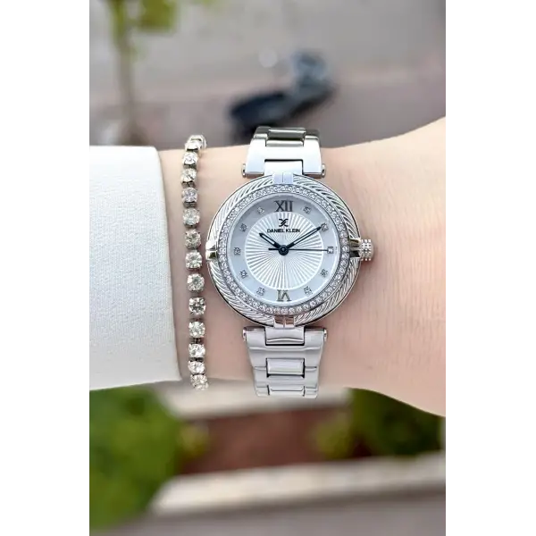 Gümüş Renk Hediye Paketli 32 Mm Kadın Kol Saati ve Bileklik