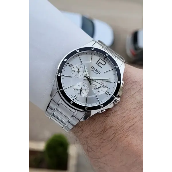 Gümüş Renk Hediye Paketli Erkek Kol Saati