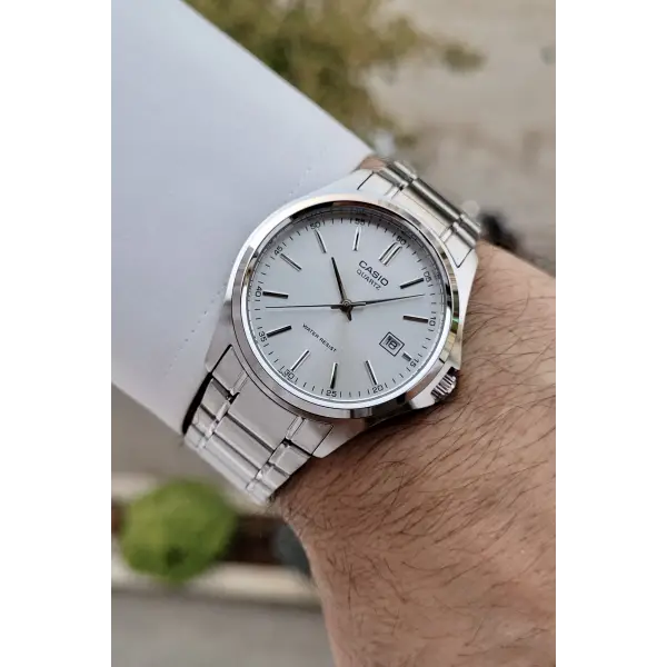 Casio CSISTE85 Gümüş Renk Hediye Paketli Erkek Kol Saati
