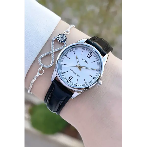 Casio CSISTE150 Gümüş Renk Kadın Kol Saati