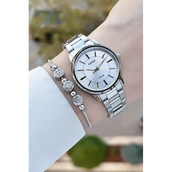 Casio CSISTE169 Gümüş Renk Hediye Paketli Kadın Kol Saati