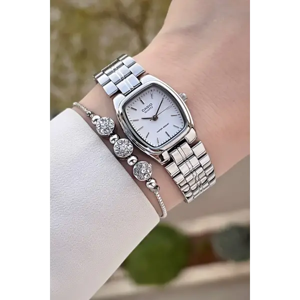 Casio CSISTE179 Gümüş Renk Hediye Paketli Kadın Kol Saati