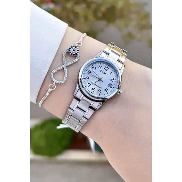 Casio CSISTE111 Gümüş Renk Takvimli Hediye Paketli Kadın Kol Saati