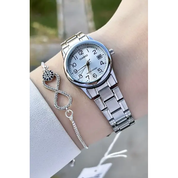 Casio CSISTE111 Gümüş Renk Takvimli Hediye Paketli Kadın Kol Saati