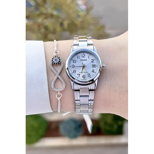 Casio CSISTE111 Gümüş Renk Takvimli Hediye Paketli Kadın Kol Saati