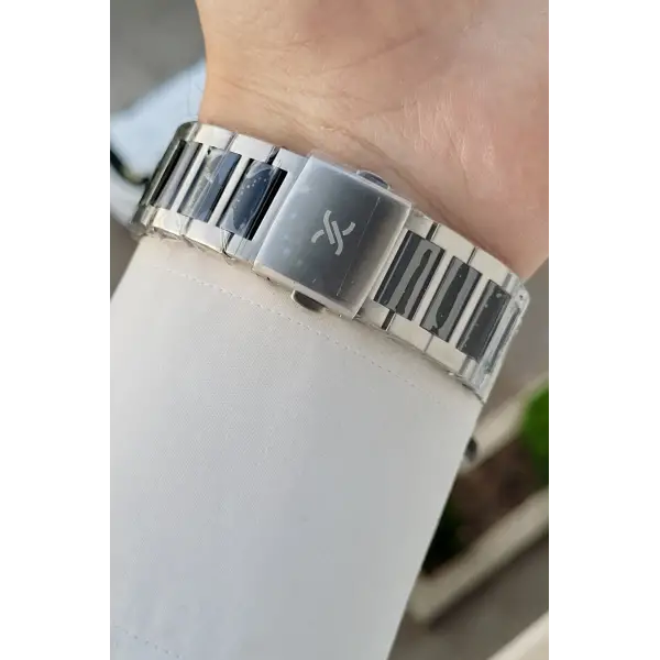 Gümüş Siyah Renk Takvimli Hediye Paketli Erkek Kol Saati