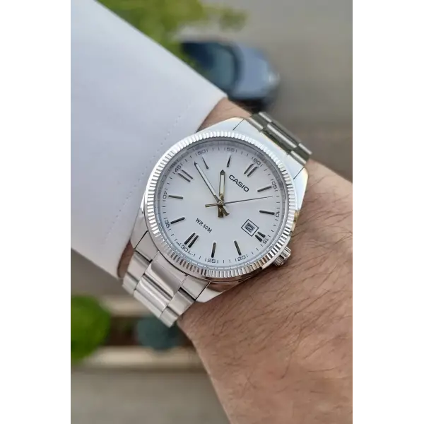 Casio CSISTE48 Kadranı Beyaz Kordonu Gümüş Renk Hediye Paketli Erkek Kol Saati