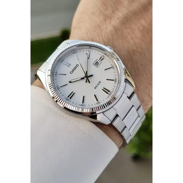 Casio CSISTE48 Kadranı Beyaz Kordonu Gümüş Renk Hediye Paketli Erkek Kol Saati
