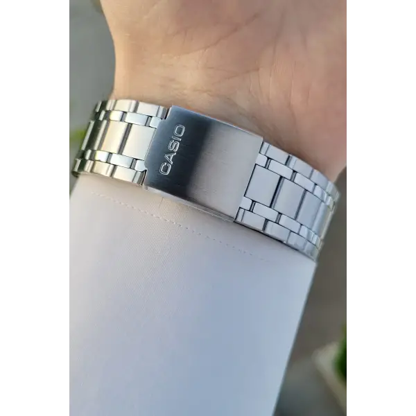 Casio CSISTE51 Kadranı Beyaz Korodnu Gümüş Renk Hediye Paketli Erkek Kol Saati