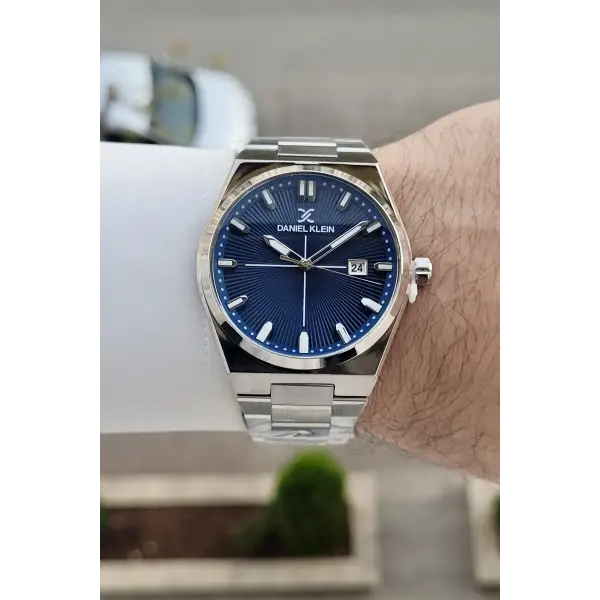 Kadranı Lacivert Kordonu Gümüş Renk 42 mm İç Göstergeleri Aktif Erkek Kol Saati