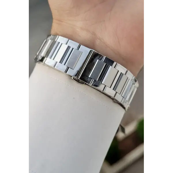Kadranı Lacivert Kordonu Gümüş Renk Hediye Paketli 44 Mm Erkek Kol Saati
