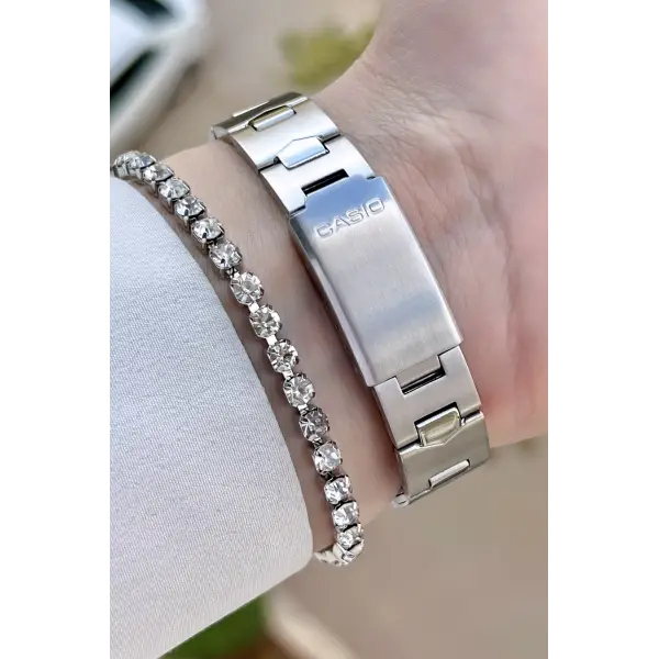 Casio CSISTE106 Kadranı Lacivert Kordonu Gümüş Renk Hediye Paketli Kadın Kol Saati