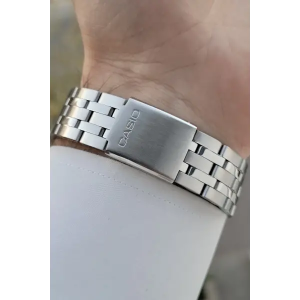 Casio CSISTE184 Kadranı Lacivert Kordonu Metalik Renk 2 Yıl Garantili Erkek Kol Saati