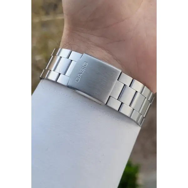 Casio CSISTE192 Kadranı Lacivert Kordonu Metalik Renk 2 Yıl Garantili Erkek Kol Saati