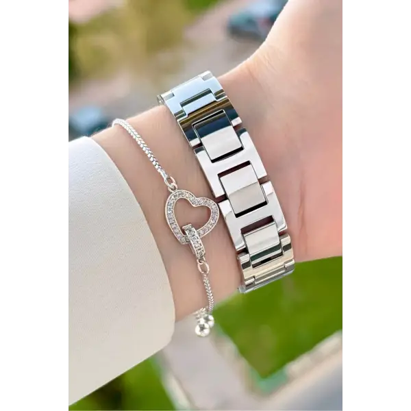 Kadranı Mavi Kordonu Gümüş Renk 30 Mm Kadın Kol Saati ve Bileklik