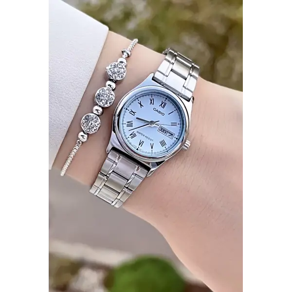 Casio CSISTE142 Kadranı Mavi Kordonu Gümüş Renk Takvimli Kadın Kol Saati