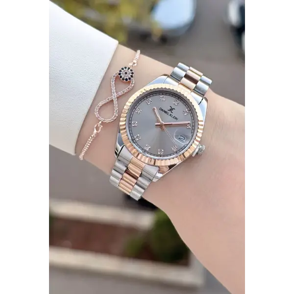 Kadranı Rose Kordonu Rose Gümüş Renk 33 Mm Hediye Paketli Kadın Kol Saati ve Bileklik