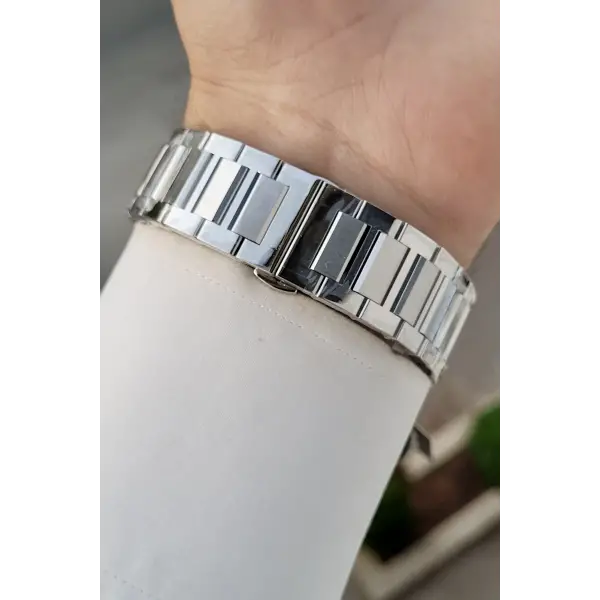 Kadranı Siyah Kordonu Gümüş Renk Hediye Paketli 44 Mm Erkek Kol Saati