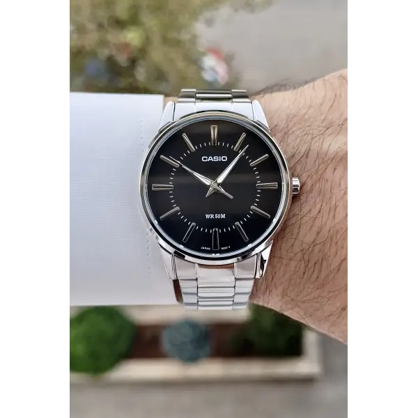 Casio CSISTE100 Kadranı Siyah Kordonu Gümüş Renk Hediye Paketli Erkek Kol Saati