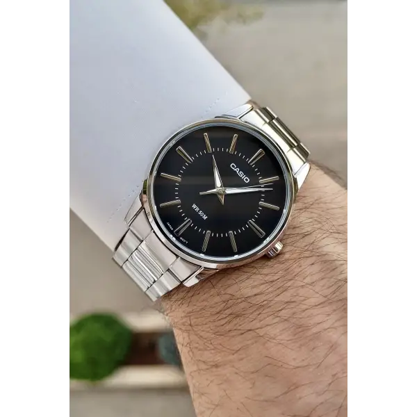 Casio CSISTE100 Kadranı Siyah Kordonu Gümüş Renk Hediye Paketli Erkek Kol Saati