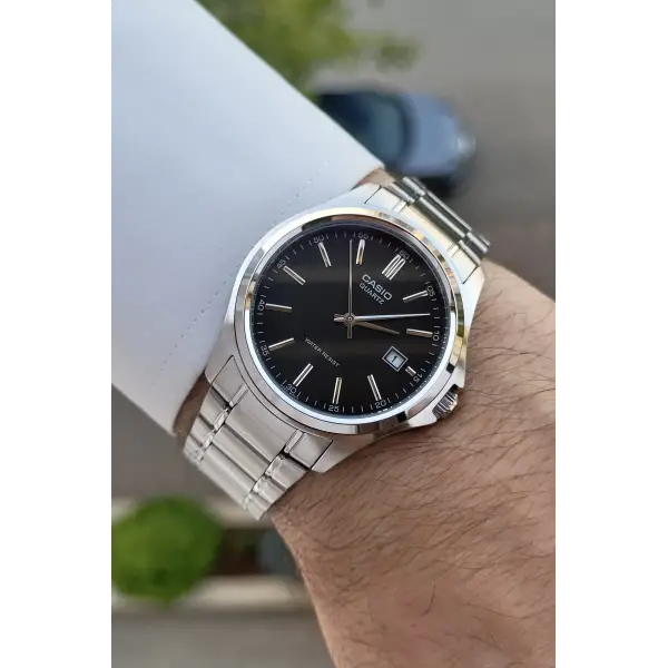 Casio CSISTE49 Kadranı Siyah Kordonu Gümüş Renk Hediye Paketli Erkek Kol Saati