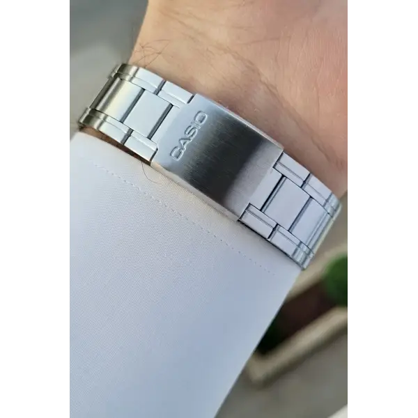 Casio CSISTE103 Kadranı Siyah Kordonu Gümüş Renk Hediye Paketli Erkek Kol Saati