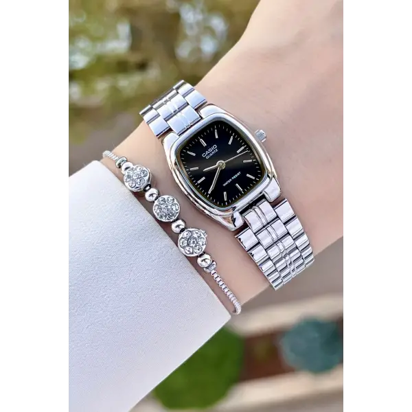 Casio CSISTE158 Kadranı Siyah Kordonu Gümüş Renk Kadın Kol Saati