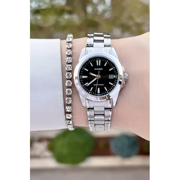 Casio CSISTE155 Kadranı Siyah Kordonu Gümüş Renk Kadın Kol Saati