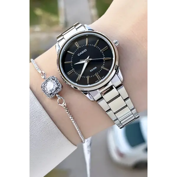 Casio CSISTE108 Kadranı Siyah Kordonu Gümüş Renk Hediye Paketli Kadın Kol Saati
