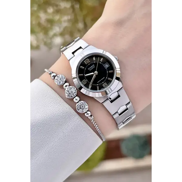 Casio CSISTE89 Kadranı Siyah Kordonu Gümüş Renk Hediye Paketli Kadın Kol Saati