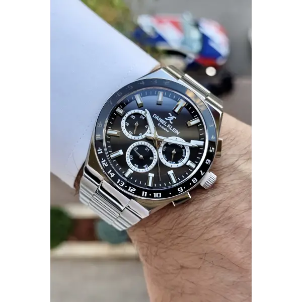 Daniel Klein DKISTE777 Kadranı Siyah Kordonu Gümüş Renk İç Göstergeleri Aktif Erkek Kol Saati