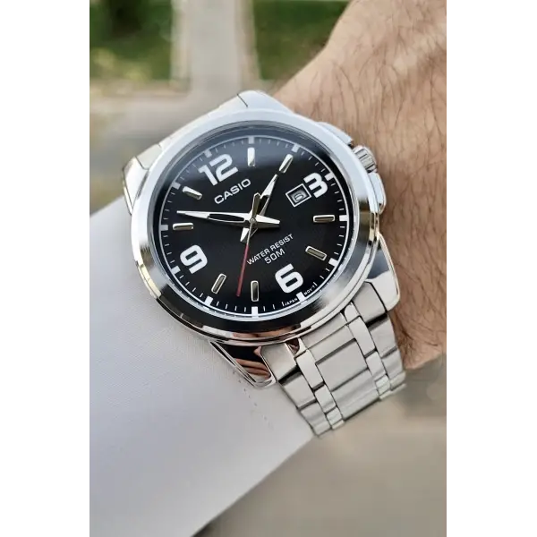 Casio CSISTE117 Kadranı Siyah Korodnu Gümüş Renk Erkek Kol Saati