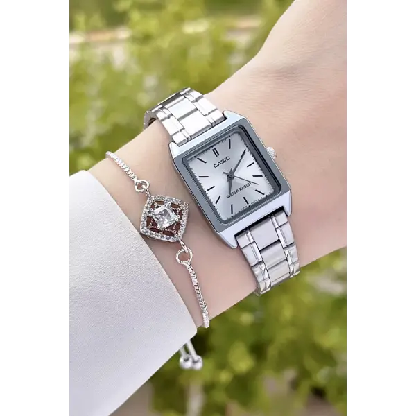 Casio CSISTE37 Kadranı ve Kordonu Gümüş Renk Hediye Paketli Kadın Kol Saati