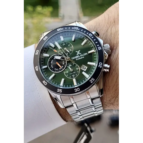 Daniel Klein DKISTE787 Kadranı Yeşil Kordonu Gümüş Renk İç Göstergeleri Aktif Erkek Kol Saati