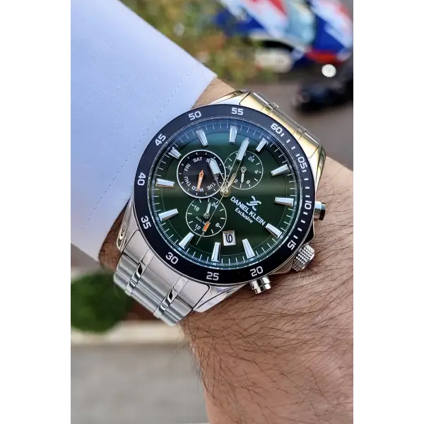 Daniel Klein DKISTE787 Kadranı Yeşil Kordonu Gümüş Renk İç Göstergeleri Aktif Erkek Kol Saati