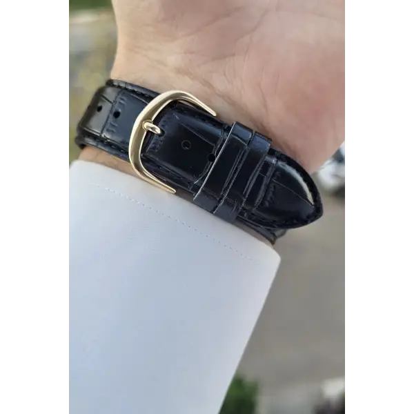 Casio CSISTE119 Kasası Gold Kordonu Siyah Renk Erkek Kol Saati