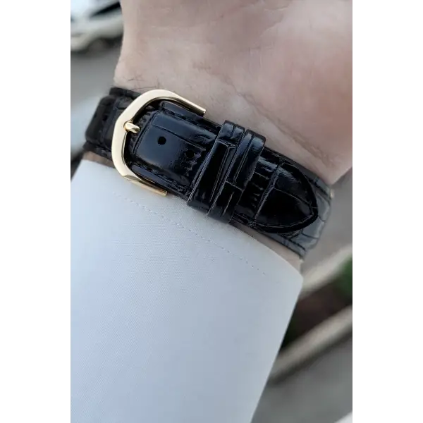 Casio CSISTE212 Casio Kasası Gold Kordonu Siyah Renk Takvimli Hediye Paketli Erkek Kol Saati