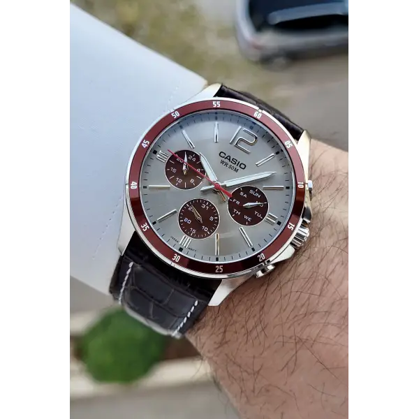 Casio CSISTE185 Kasası Gümüş Kordonu Kahverengi Renk Göstergeli Fonksiyonel Erkek Kol Saati