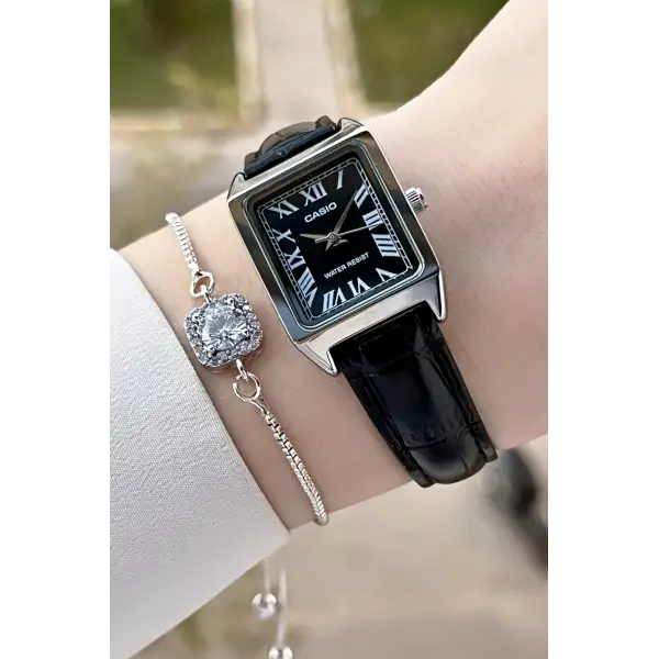 Casio CSISTE138 Kasası Gümüş Kordonu Siyah Renk Kadın Kol Saati