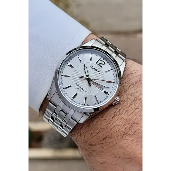 Casio CSISTE196 Metalik Renk 2 Yıl Garantili Erkek Kol Saati