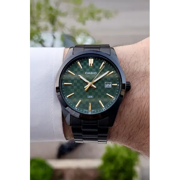 Casio Kadranı Yeşil Kordonu Siyah Renk Erkek Kol Saati