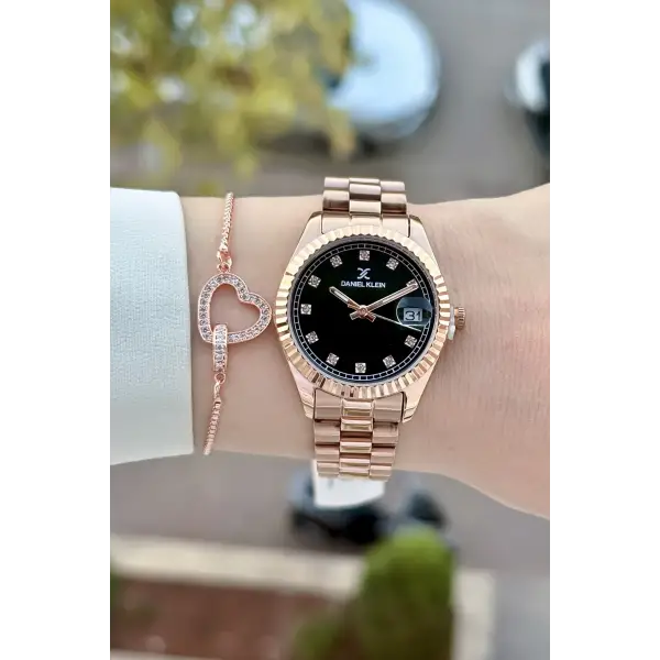 Rose Renk Hediye Paketli Kadın Kol Saati ve Hediye Bileklik