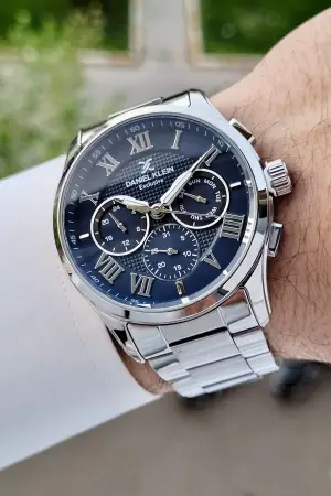 Daniel Klein DKISTE1104 Kadranı Lacivert Kordonu Gümüş Renk Göstergeleri Aktif Hediye Paketli Erkek Kol Saati