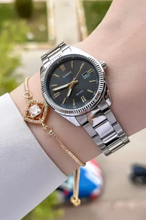 Casio CSISTE16 Kadranı Füme Kordonu Gümüş Renk Hediye Paketli Kadın Kol Saati