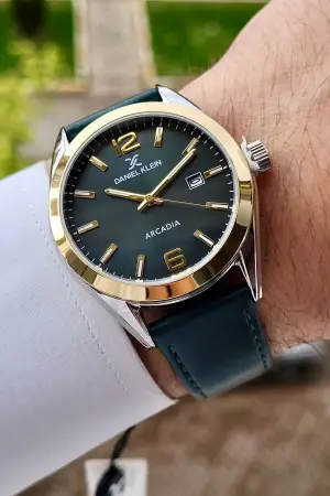Daniel Klein DKISTE1175 Kasası Gümüş Kordonu ve Kadranı Yeşil Renk Hediye Paketli Takvimli Erkek Kol Saati