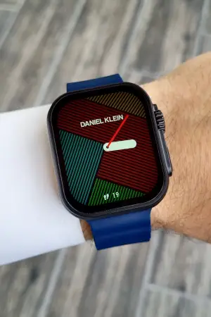 Daniel Klein DKISTE1162 Android/ios Uyumlu Arama Özellikli Lacivert Renk Kordonlu Akıllı Kol Saati