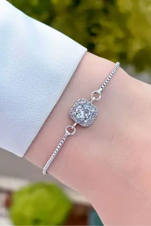 Gümüş Renk Kare Baget Hediye Paketli Bileklik