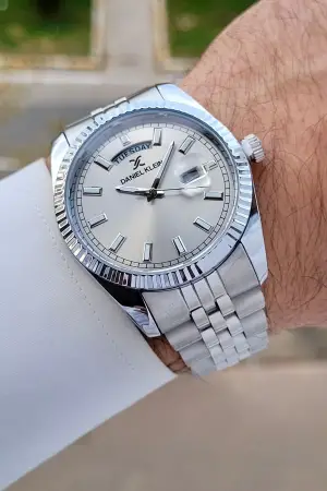 Daniel Klein DKISTE1456 Gümüş Renk Fonksiyonlu Klipsli Erkek Kol Saati