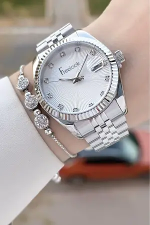 Gold Gümüş Renk 5 ATM Kadın Kol Saati ve Bileklik